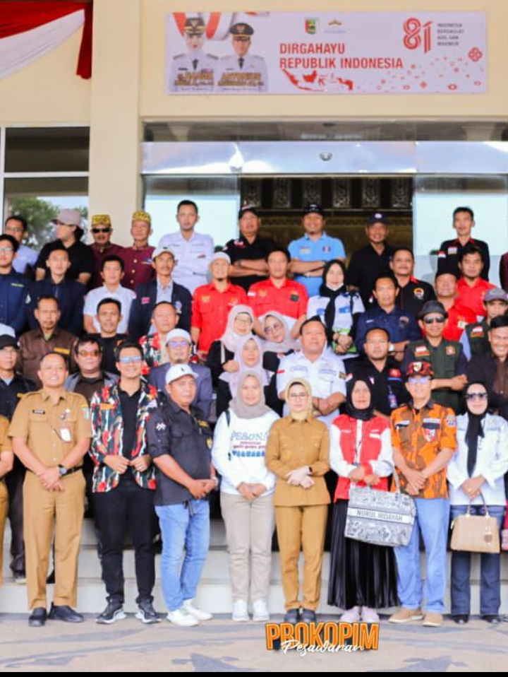 Berbagai Elemen Mengalir Dukungan, Bupati Nanda Indira Ajak Masyarakat Bersatu Teguh Membangun Pesawaran Lebih Maju.